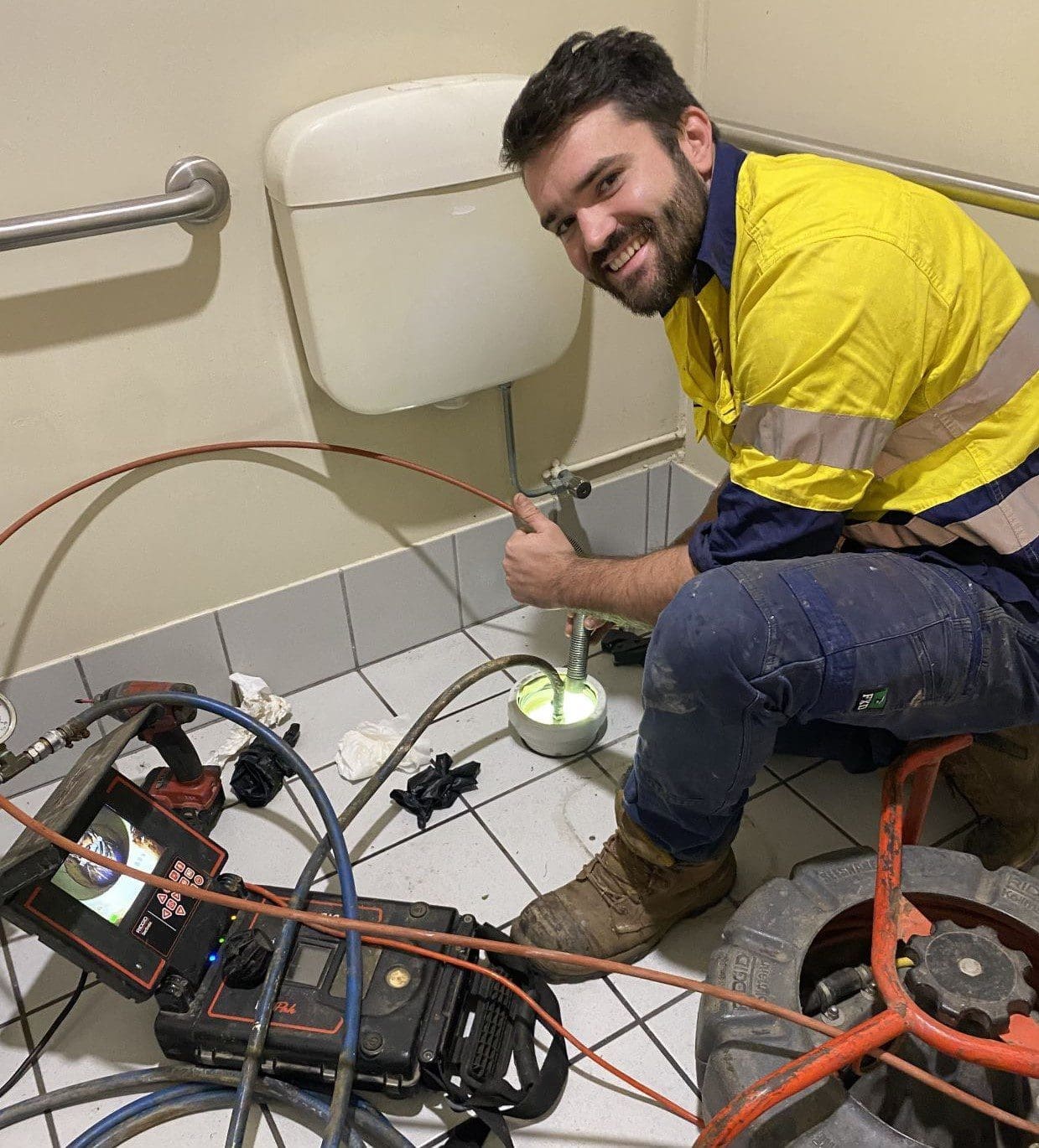 Brisbane Plumber and gas fitter blocked toilet plumbing