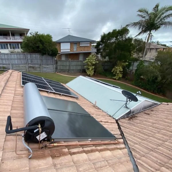 solar hot water system installation_1 solar hot water system